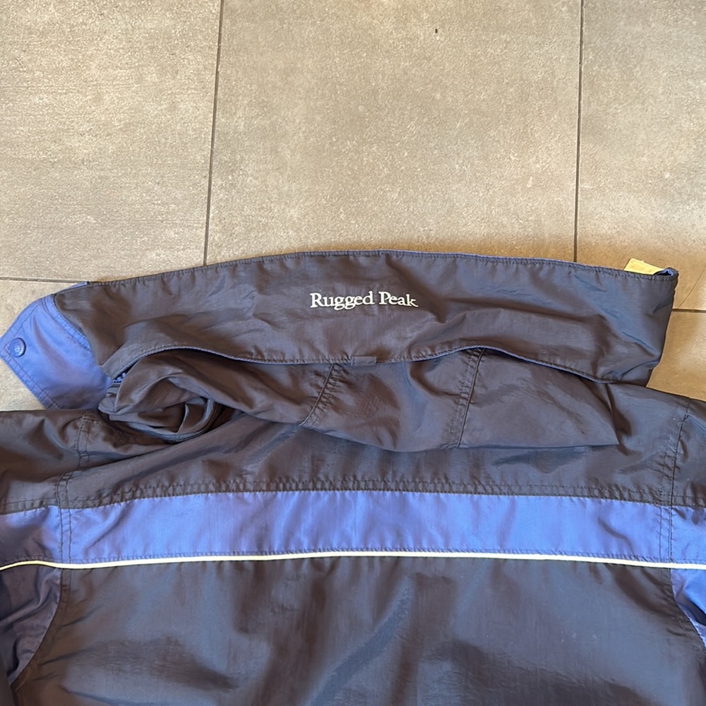 Columbia Rugged Peak Lightweight Jacket - Picture 9 of 12